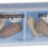 Portapillole, 4 linee di pianificazione giornaliera, italiano - immagine 3